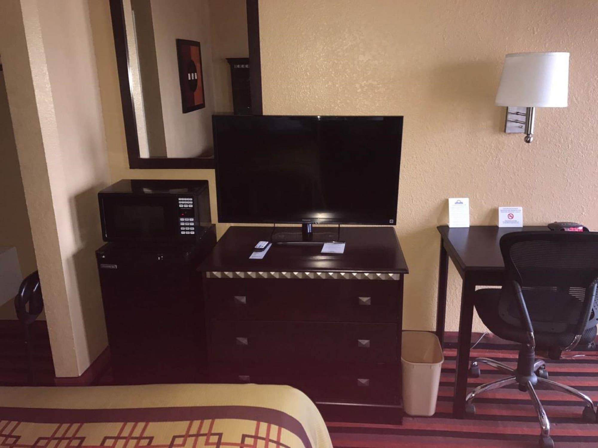 Days Inn By Wyndham Corpus Christi Beach Bagian luar foto