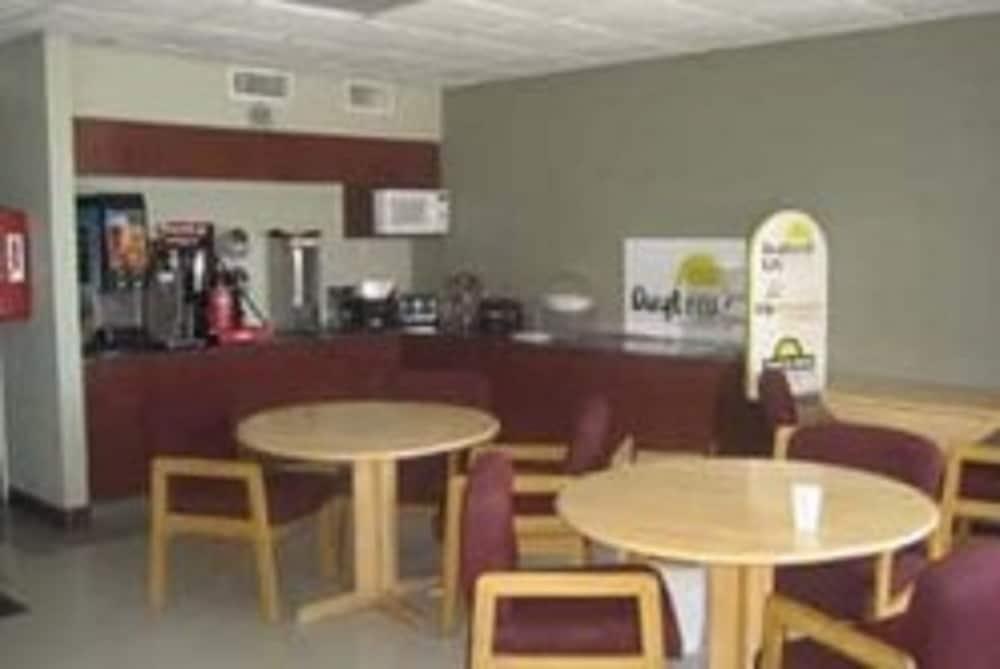 Days Inn By Wyndham Corpus Christi Beach Bagian luar foto